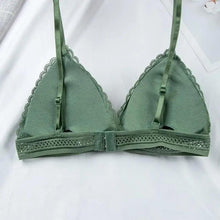 Load image into Gallery viewer, Charming Floral Lace Bra Top For Women Push Up Female Lingerie breathable Bralette Removable Pad Thin Fashion New Wireless Bras