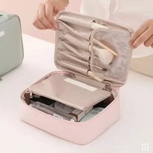 Load image into Gallery viewer, Chic Beauty Bag Organizer
