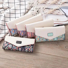 Load image into Gallery viewer, Chic Women's Leather Clutch Wallet & Card Holder