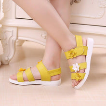 Load image into Gallery viewer, Children's Shoes Summer Style Sandals Girls Princess Beautiful Flower Shoes Kids Flat Sandals Baby Girl Girls Strappy Sandals With Flowers Open-Toe Dress Sandals Beautiful Outdoor Party Sandals