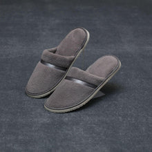 Load image into Gallery viewer, Classic Comfy Plush Slippers Star Thickening Antiskid Hotel Guest Room Home Slip On House Slippers For Women Indoor Outdoor Women's Bedroom Slippers Warm Soft Unisex Slippers