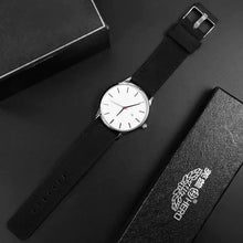Load image into Gallery viewer, Classic Leather Timepiece