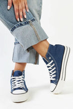 Load image into Gallery viewer, Bagy denim sneakers