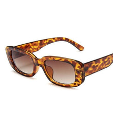 Load image into Gallery viewer, Cute Purple Oval Sunglasses For Women Retro Luxury Design Eyeglasses Lightweight Frames UV400 Protection Comfortable Round Outdoor Women Sun Glasses