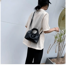 Load image into Gallery viewer, Cute Small Women's Leather Clutches Vintage Style Shoulder Messenger Bags , Handbag And Purses For Women