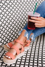 Load image into Gallery viewer, Cute Summer Women Golden Sandals Platform Heels Cross Strap Ankle Lace Beach Party Shoes Open Toe Ankle Platform Strap Casual Shoes Platform Wrap Rubber Sole Flat Sandal