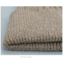 Load image into Gallery viewer, Cute Winter Warm Comfortable Cap Detachable Pom Pom Autumn Super Soft Fashionable Caps For Adults And Kids