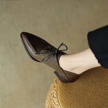 Load image into Gallery viewer, Women's Retro Strap Chunky Heel Pointed-Toe Shoes