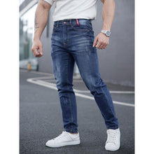 Load image into Gallery viewer, Mens Ripped Denim Jeans With Cat-Whisker Scratches