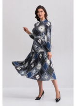 Load image into Gallery viewer, Diamond Print Midi Dress
