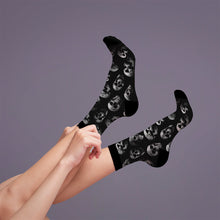 Load image into Gallery viewer, Dark Skulls