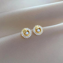 Load image into Gallery viewer, Fashion Jewelry Square Full Diamond Personalized Round Ring Leaves Necklace And Earrings Suite