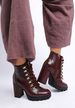 Load image into Gallery viewer, Hamiltons Lace Up Block Heel Boots