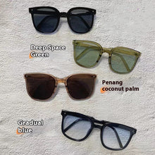 Load image into Gallery viewer, Folding Sunglasses with Case – 13 Colorways Fashion Eyewear