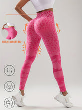 Load image into Gallery viewer, Women’s Seamless Sports Leggings
