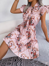 Load image into Gallery viewer, 🌸 Dignified Flowers Lace-Up Waist Pleated Maxi Skirt