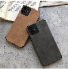 Load image into Gallery viewer, Elegant Black Green Leather Phone Case For iPhone 13 12 11 Pro Max Mini Business Soft Shockproof Back Cover Leather Case for iPhone Durable Lightweight Shockproof Slim Back Cover Compatible with iPhone