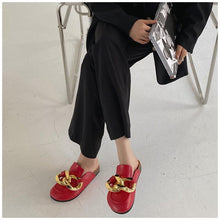 Load image into Gallery viewer, Elegant Metal Chain Design Women Slipper Closed Toe Slip On Shoes Round Toe Low Heels Casual Slides Shoes Flats Loafer Gold Chain Casual Shoes Slip On Women's Slide Sandals Slipers