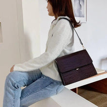 Load image into Gallery viewer, Elegant Modern Women and Girls New Luxury Pu Leather Messenger Bags For Girls And Ladies Handbags for Women Gifts