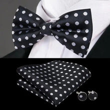 Load image into Gallery viewer, Elegant Silk Butterfly Business Bow Tie Pocket Square Cufflinks Set For Men Formal Wedding Bowtie Set For Office