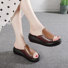 Load image into Gallery viewer, Elegant Woman Platform Slippers Summer Women Genuine Leather Slipper High Heel Shoes Women Outdoor Beach Slippers Wedge Sandals Shoes Loafers Walking Slip On Shoes Breathable Lightweight Work Comfortable Slippers