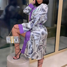 Load image into Gallery viewer, Elegant Women Indoor Robes Modern Design Bathrobes Ladies Long Sleepwear Soft And Comfortable Womens Bathrobes