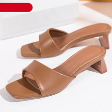 Load image into Gallery viewer, Elegant Women Slippers Summer Outdoor Beach Flip Flop Open Toe Flat Casual Low Heel Sandal Square Open Toe Heeled Sandals Beach Charming Sandals