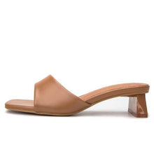 Load image into Gallery viewer, Elegant Women Slippers Summer Outdoor Beach Flip Flop Open Toe Flat Casual Low Heel Sandal Square Open Toe Heeled Sandals Beach Charming Sandals
