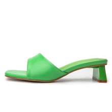 Load image into Gallery viewer, Elegant Women Slippers Summer Outdoor Beach Flip Flop Open Toe Flat Casual Low Heel Sandal Square Open Toe Heeled Sandals Beach Charming Sandals
