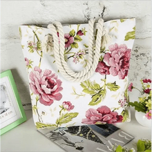 Load image into Gallery viewer, Eye-Catching Fashionable Folding Women Big Size Handbag Ladies Casual Flower Printing Canvas Graffiti Shoulder Bag
