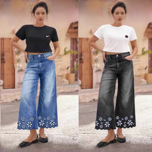 Load image into Gallery viewer, Chrysanthemum Embroidered Cropped Denim Jeans – Women's Loose Straight-Leg