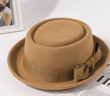 Load image into Gallery viewer, Vintage Bow British Retro Flat Top Hat for Women
