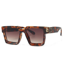 Load image into Gallery viewer, Fashion Black Design Stylish Sunglasses For Men & Women Square Shape Driving Eyewear Classic Luxury Style Sun Glasses For Men Women Anti Blue Light Sun Glasses For Summer