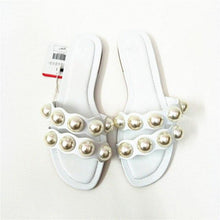 Load image into Gallery viewer, Fashion Party Dresses Shoes Pearl Sandals Flat Women Flip Flops Casual Beach Flat Slippers Dressy Flat Sandals With Pearls Slip On Summer Beach Bridal Shoes