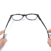 Load image into Gallery viewer, Fashion Reading Eyeglasses Men Women High Definition Transparent Optical Eyewear Anti Blue Eye Protection Eyeglasses Transparent Optical Eyewear With Diopter +1.0~+ 4.0