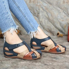 Load image into Gallery viewer, Fashion Women Sandals Waterproo Slip On Round Slippers Casual Comfortable Outdoor Fashion Summer Shoes Women Retro Leather Arch Support Comfy Round Toe Sandals Toe Protection Design For Women Girls