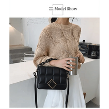 Load image into Gallery viewer, Fashionable Women's Bag Autumn Winter Female Literary Single-Shoulder Bag Chain Design Cross-Body Bag Trendy Women's Bag