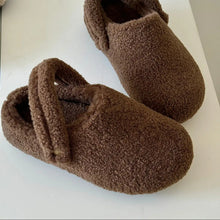 Load image into Gallery viewer, 🩴 Women’s Closed-Toe Fleece-Lined Thickened Two-Way Wear Slippers
