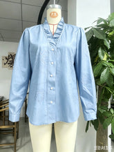 Load image into Gallery viewer, Women's Lace Print Blouse