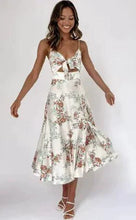 Load image into Gallery viewer, Floral Boho Chic Midi Dress