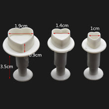 Load image into Gallery viewer, Fondant Cake Cookie Cutter Embossed Ejector Stamp Plunger Mold Kitchen Baking Cake Decorating Tools Heart Shaped Cookie Mold Hand Press Cookie Dessert Cutter Pastry Decoration Tool Mooncake Maker