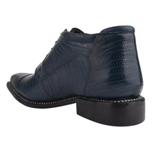 Load image into Gallery viewer, Foxx Leather Lace-Up Boots