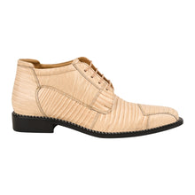 Load image into Gallery viewer, Foxx Leather Lace-Up Boots