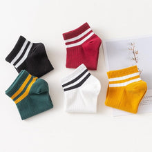 Load image into Gallery viewer, Funny Cute Cotton Crew Socks Women Fashion Colorful Retro Long Socks New Year Christmas Gifts For Men And Women