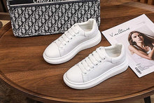 Load image into Gallery viewer, Genuine Leather Women Platform Sneakers Autumn Fashion Sports Little White Shoes Platform Flats Casual Lace Up Woman Comfort Walking Sneakers