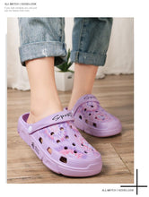 Load image into Gallery viewer, Gray Cute Summer Sandals Women Beach Sandals Non Slip Comfortable Lightweight Outdoor Sandals Woman Light Weight Quick Drying Slip-On Garden Clog Shoes Rubber Slipper