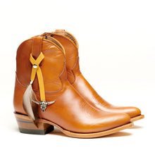 Load image into Gallery viewer, Feathered Boot Charm