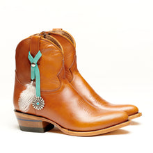 Load image into Gallery viewer, Feathered Boot Charm