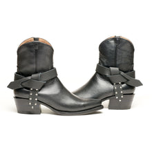 Load image into Gallery viewer, Boot Knot