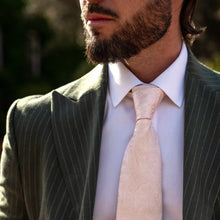 Load image into Gallery viewer, Montecarlo - Silk Jacquard Tie - Pink